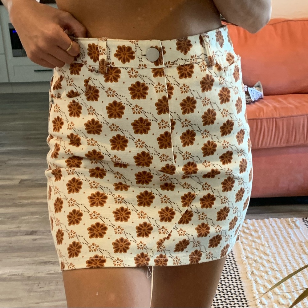 Forever 21 high waisted skirt